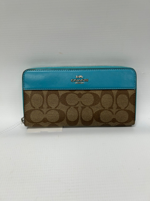 Vist Large View of Product Image Which is Used Coach Leather Wallet