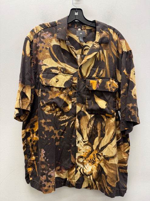 Vist Large View of Product Image Which is Used  Brown H & M Mens Short Sleeve Top L/16-16.5