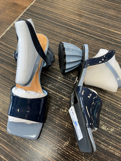 Vist Large View of Product Image Which is Used Unbranded Low Heels 8