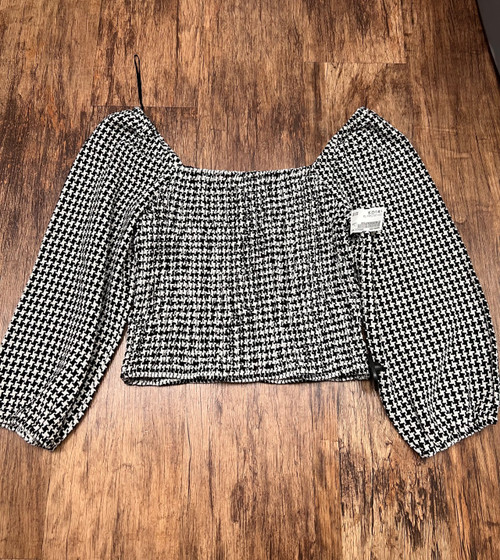 Vist Large View of Product Image Which is Used Unbranded Long Sleeve Top L-12/14