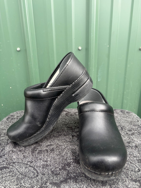 Vist Large View of Product Image Which is Used Dansko Clogs 5.5