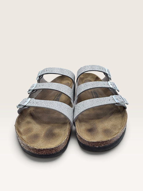 Vist Large View of Product Image Which is Used Birkenstock Flip Flops 10