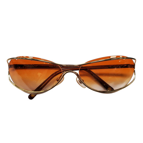 Vist Large View of Product Image Which is Used Chanel Sunglasses