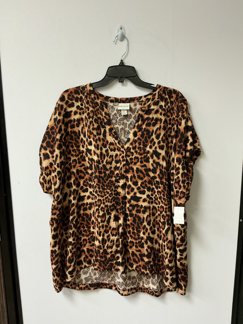 Vist Large View of Product Image Which is Used Ava & Viv Short Sleeve Top 1X-18