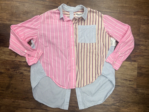 Vist Large View of Product Image Which is Used essentiel  Antwerp Long Sleeve Top S-4/6
