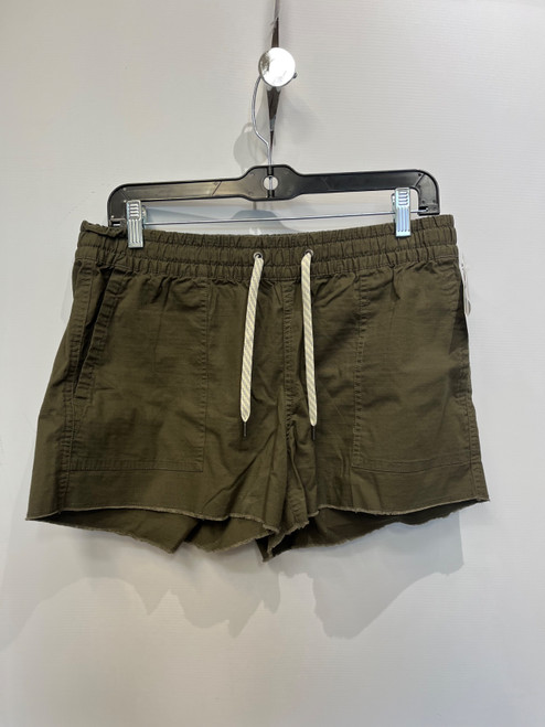 Vist Large View of Product Image Which is Used Vuori Active Shorts 8-29