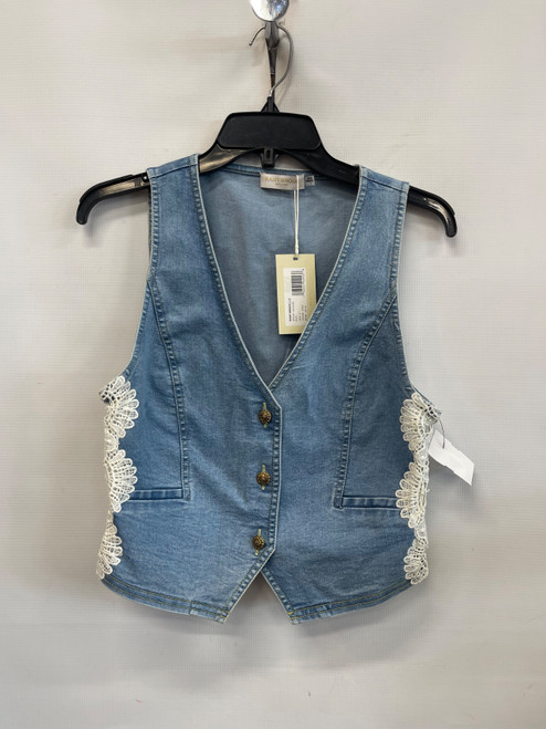Vist Large View of Product Image Which is Used Unbranded Sleeveless Top M-8/10