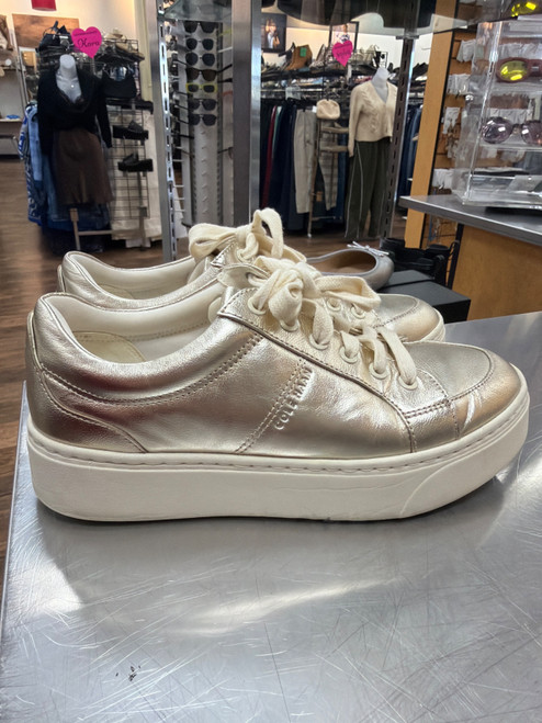 Vist Large View of Product Image Which is Used Cole Haan Casual Shoes 8.5