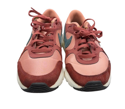 Vist Large View of Product Image Which is Used Nike Performance Shoes 7.5