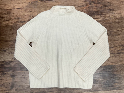Vist Large View of Product Image Which is Used Vince Lightweight Sweater M-8/10