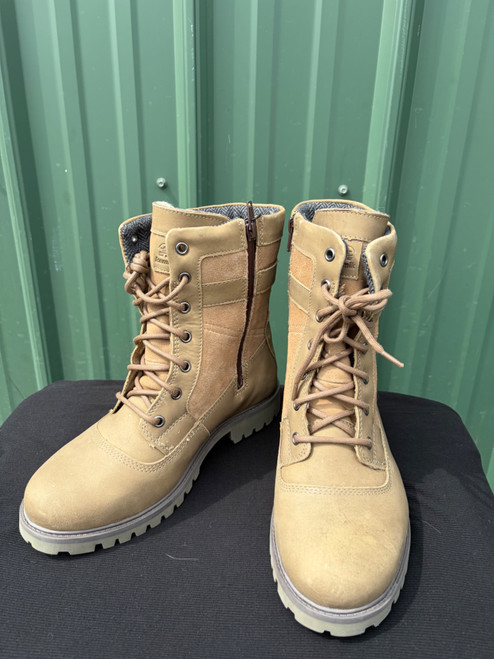Vist Large View of Product Image Which is Used Kamik Outerwear Boots 9.5