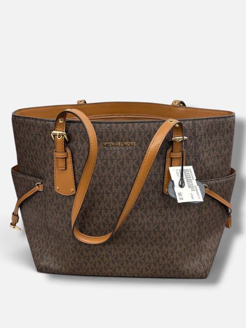 Vist Large View of Product Image Which is Used Michael Kors Xlarge Leather Handbag