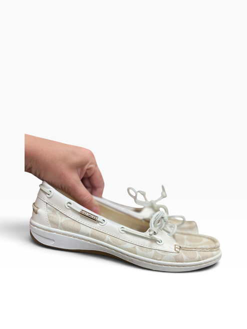 Vist Large View of Product Image Which is Used Coach Flats 7.5