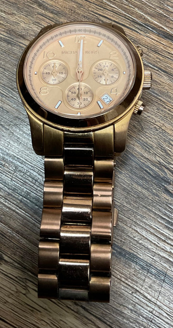 Vist Large View of Product Image Which is Used Michael Michael Kors Watch