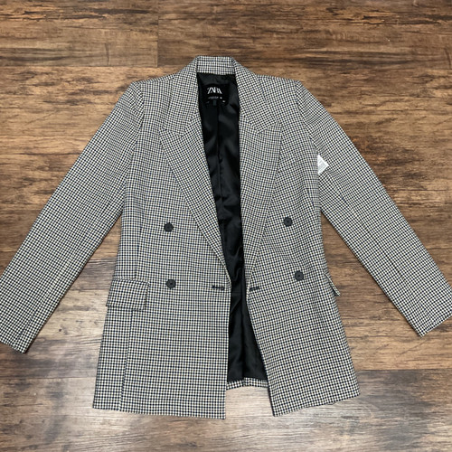 Vist Large View of Product Image Which is Used Zara Blazer S-4/6