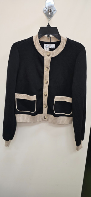 Vist Large View of Product Image Which is Used dh New York Lightweight Sweater S-4/6