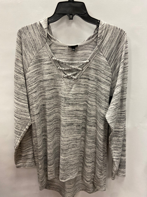 Vist Large View of Product Image Which is Used Torrid Sweatshirt 1X-18