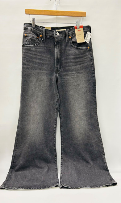 Vist Large View of Product Image Which is Used Levi's Casual Pant 12-31