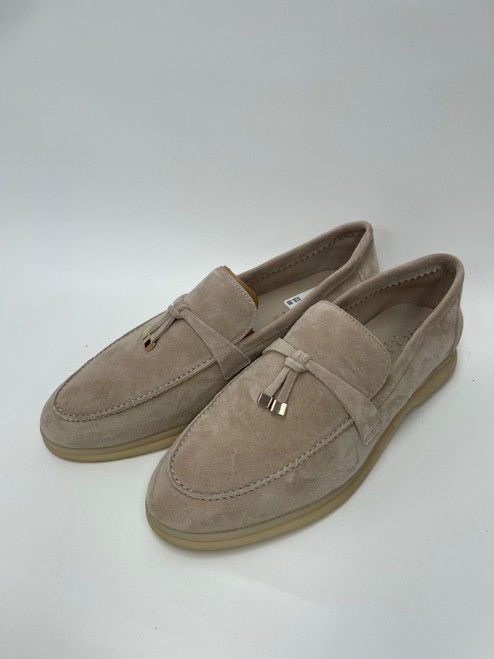 Vist Large View of Product Image Which is Used Marc Fisher Flats 9.5