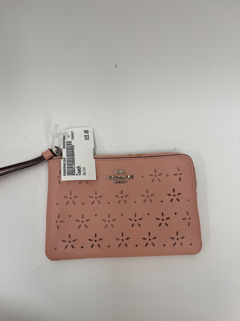 Vist Large View of Product Image Which is Used Coach Wallet