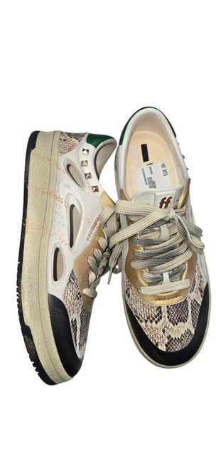 Vist Large View of Product Image Which is Used Foamers Casual Shoes 9