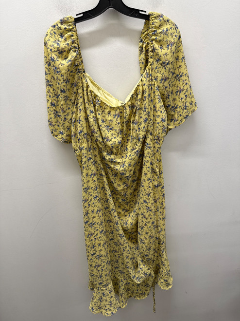 Vist Large View of Product Image Which is Used Yellow Pretty Darling Short Dress B 1X-18