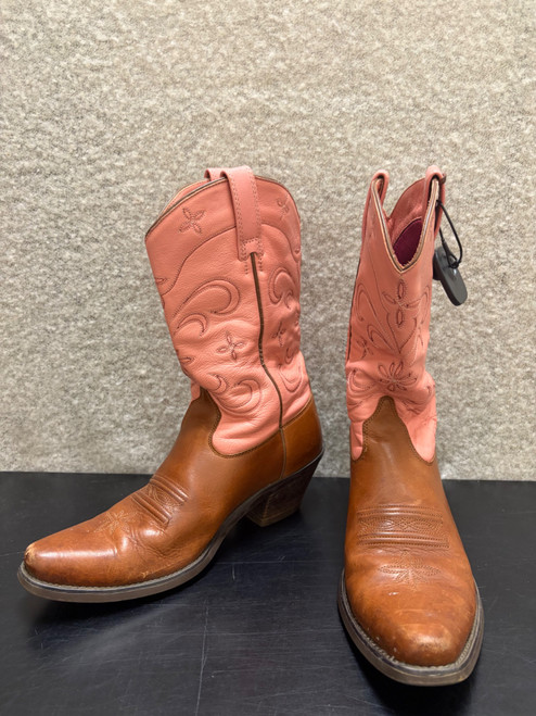Vist Large View of Product Image Which is Used Ariat Ankle Boots 8