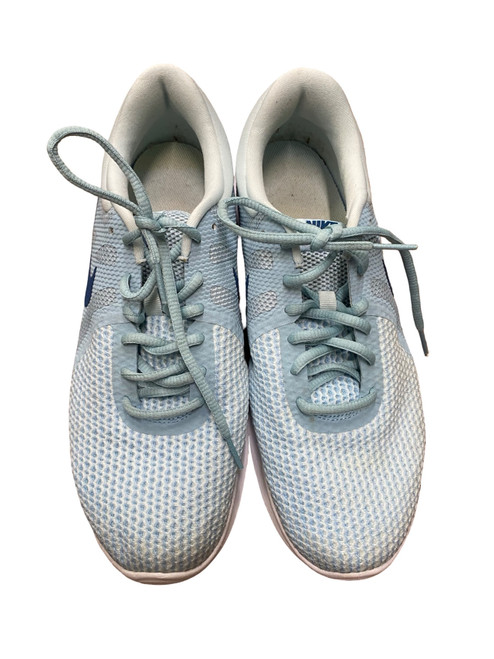 Vist Large View of Product Image Which is Used Nike Performance Shoes 11