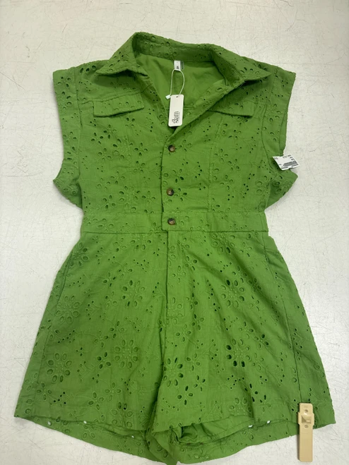 Vist Large View of Product Image Which is Used Glam Short Dress B L-12/14
