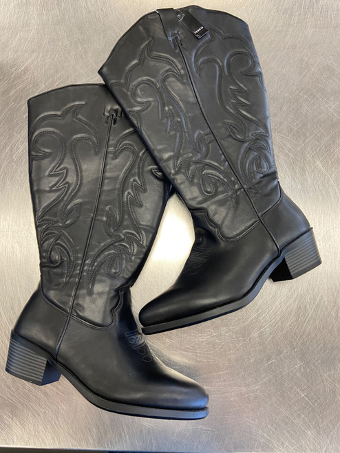 Vist Large View of Product Image Which is NWT Torrid Tall Boots 10.5