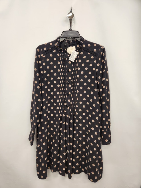 Vist Large View of Product Image Which is Used Kate Spade New York Short Dress B S-4/6