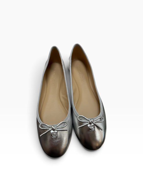 Vist Large View of Product Image Which is Used Coach Flats 7