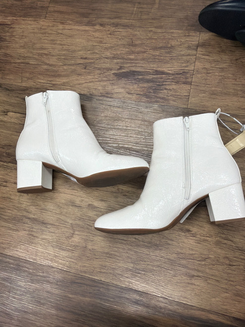Vist Large View of Product Image Which is Used Gianni Bini Ankle Boots 8.5