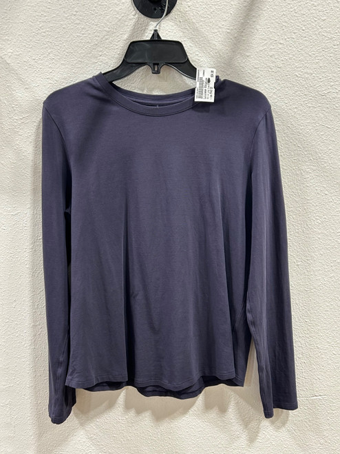 Vist Large View of Product Image Which is Used Lululemon Athletica Active Long Sleeve M-8/10