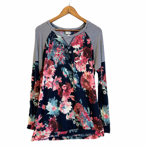 Vist Large View of Product Image Which is Used Unbranded Long Sleeve Top P XL-16