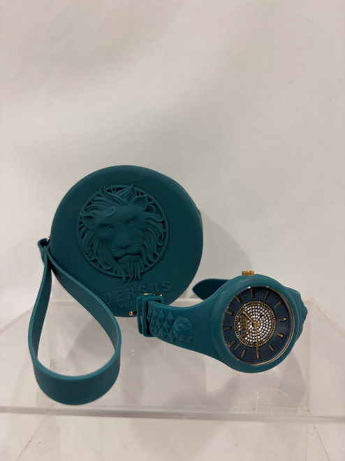Vist Large View of Product Image Which is Used Versace Watch