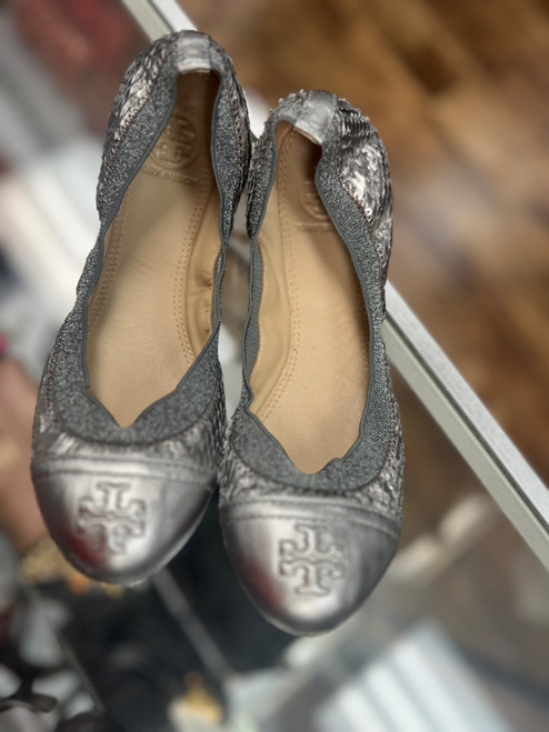 Vist Large View of Product Image Which is Used Tory Burch Flats 7