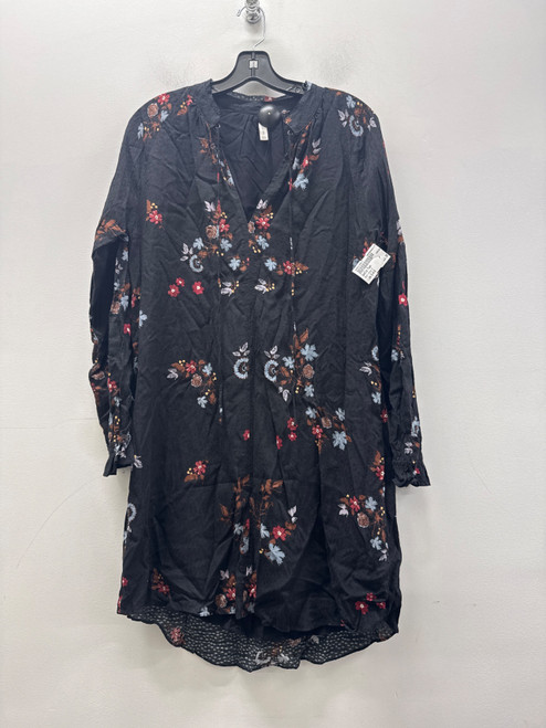 Vist Large View of Product Image Which is Used Black Floral Gentle Fawn Short Dress B S-4/6