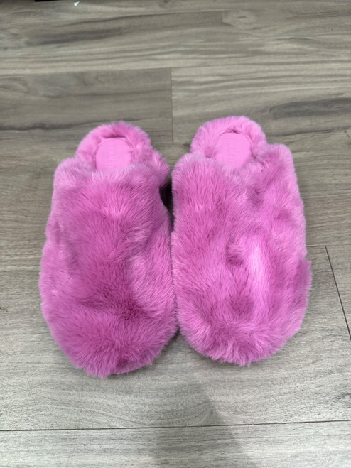 Vist Large View of Product Image Which is Used Unbranded Flats 7