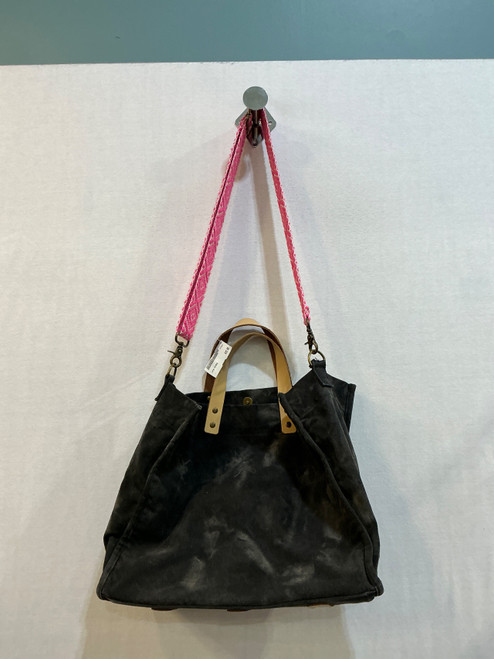 Vist Large View of Product Image Which is Used Unbranded Large Handbag