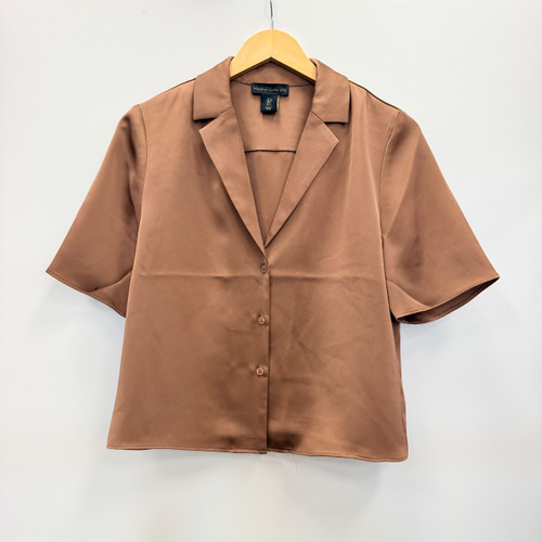 Vist Large View of Product Image Which is Used House Of Harlow 1960 Short Sleeve Top S-4/6