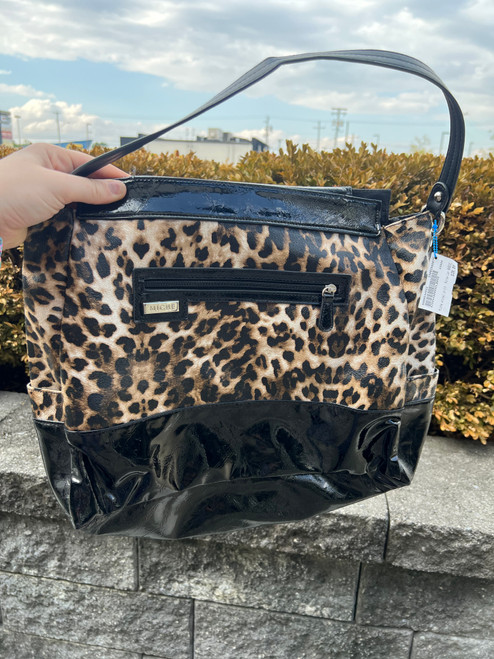 Vist Large View of Product Image Which is Used Unbranded Large Leather Handbag