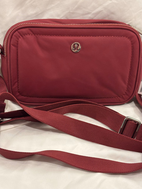 Vist Large View of Product Image Which is Used Lululemon Athletica Small Handbag