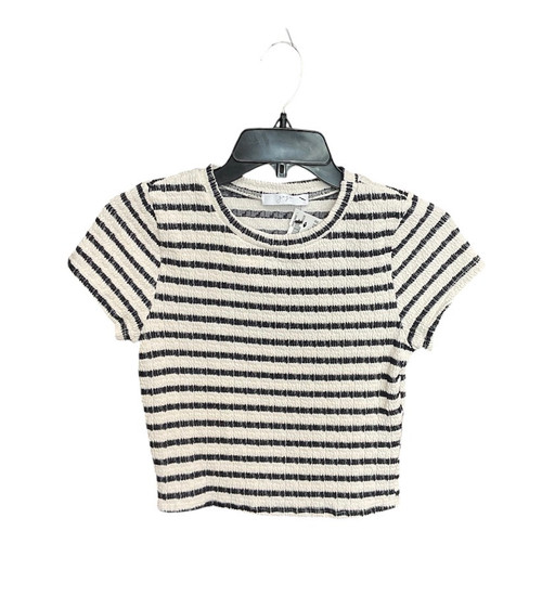 Vist Large View of Product Image Which is Used Gaze Short Sleeve Top M-8/10