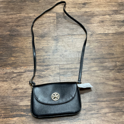 Vist Large View of Product Image Which is Used Tory Burch Small Leather Handbag