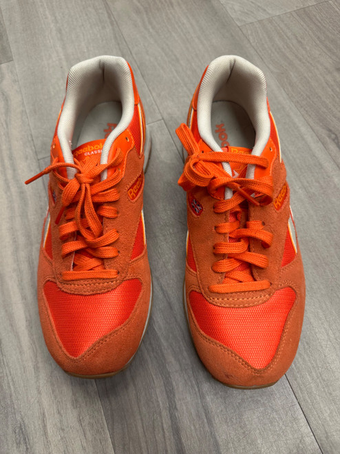 Vist Large View of Product Image Which is Used Reebok Performance Shoes 7.5
