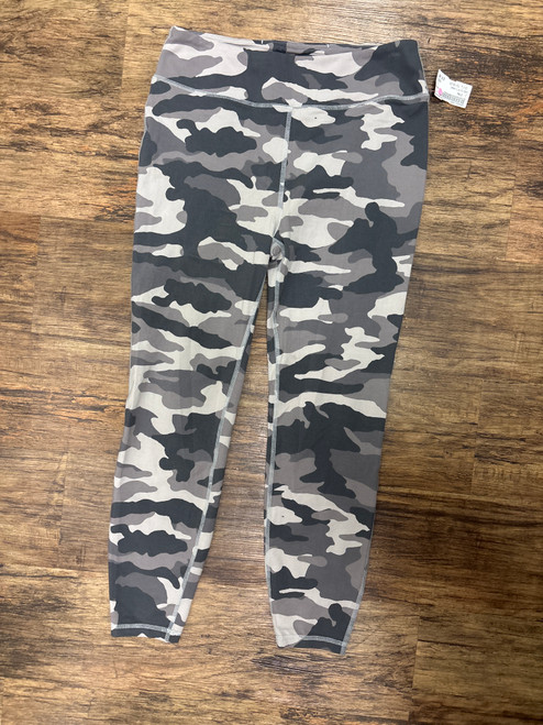 Used J. Crew Active Leggings L 12-14/31-32 60076-S000621885 Vist Large View of Product Image Which is Used J. Crew Active Leggings L 12-14/31-32