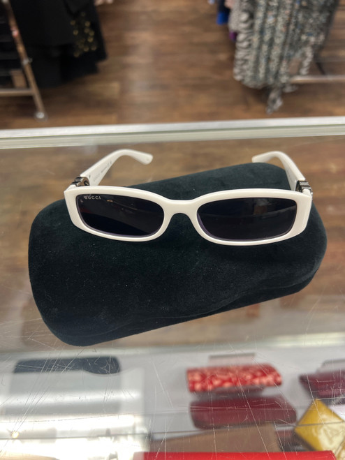 Vist Large View of Product Image Which is Used Gucci Sunglasses