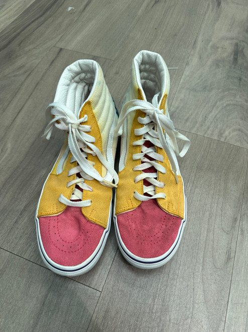Vist Large View of Product Image Which is Used Vans Casual Shoes 8.5