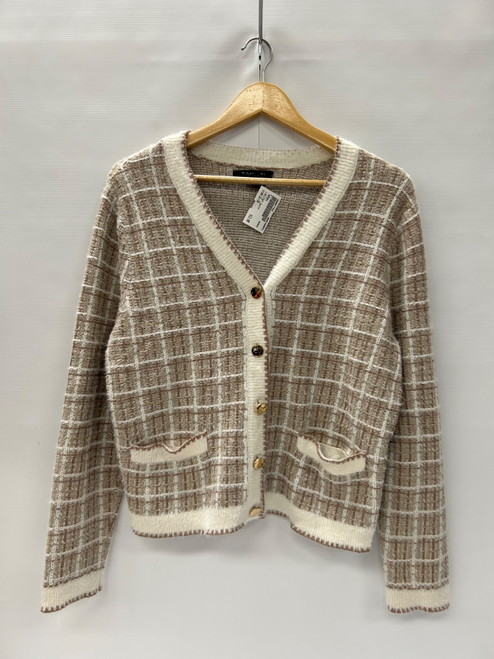 Vist Large View of Product Image Which is Used Tahari Lightweight Sweater XL-16